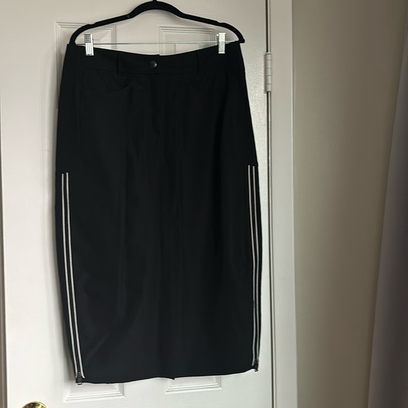 Marc Cain Black Stretch Midi Skirt with Zip Side Detail - Picture 1 of 9